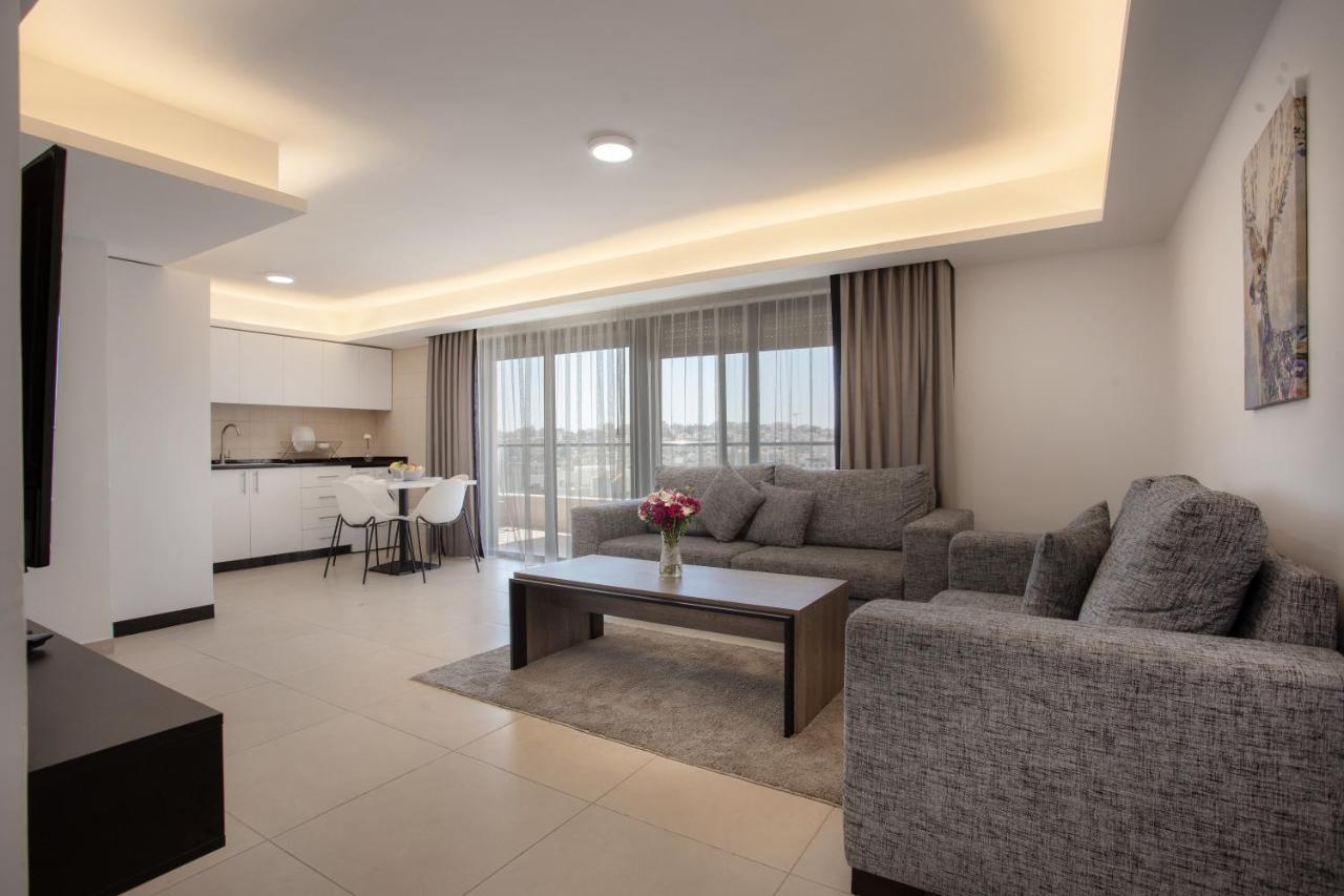 Triple A Hotel Suites Αμμάν Εξωτερικό φωτογραφία